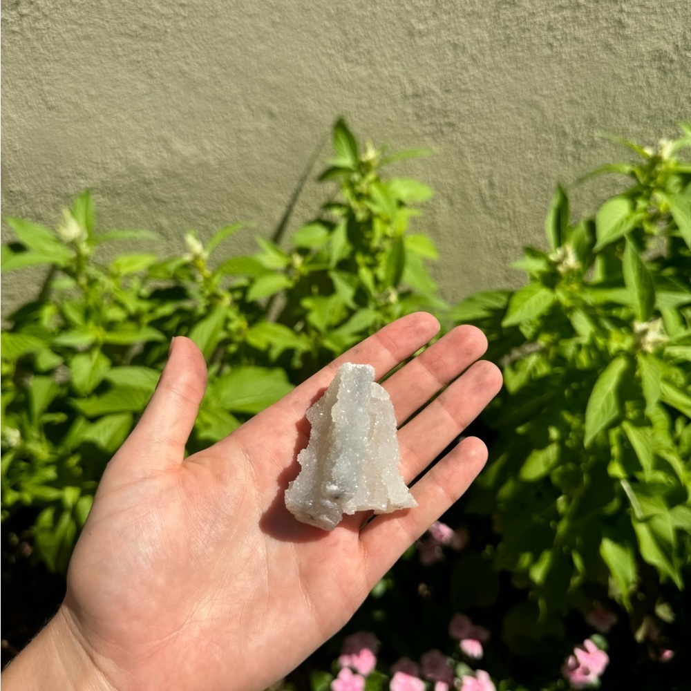 Small Prehnite crystal cluster - Picture 2 of 2